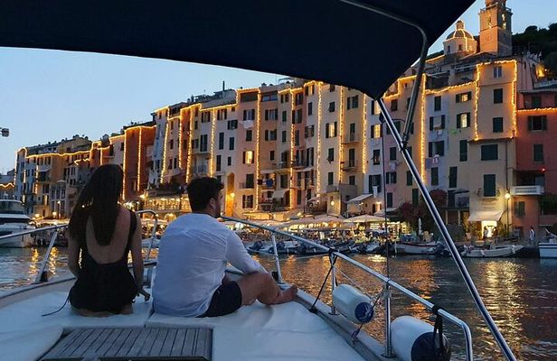 3 Hours Sunset Boat Tour to Golfo dei Poeti Shared