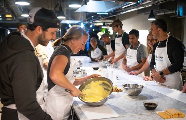 Coffee Lovers Dream - Cappuccino and Tiramisù Class in Florence