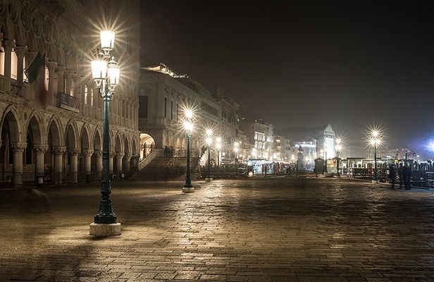 Unveiling Venice's Ghosts: A Walking Tour