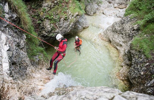 4 hours Fratarica Canyoning Adventure