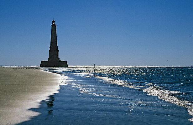 Sea Walk Approach to Cordoba Lighthouse
