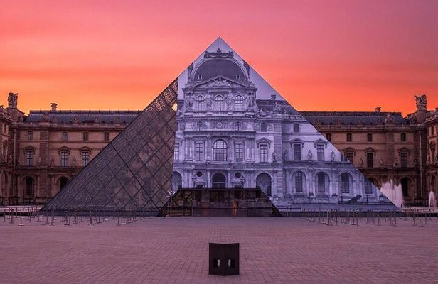 Louvre Museum Guided Tour with Artist