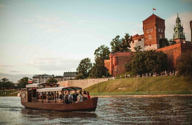 Gondola cruise The Vistula River Krakow private tour up to 12 person