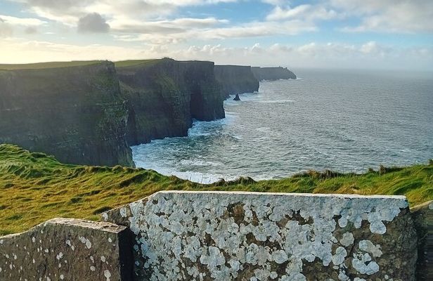 Cliffs of Moher and Wild Atlantic Way Private Tour: From Dublin