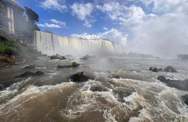 Iguaçu Falls: 1 Day Private Transfer Brazil and Argentina