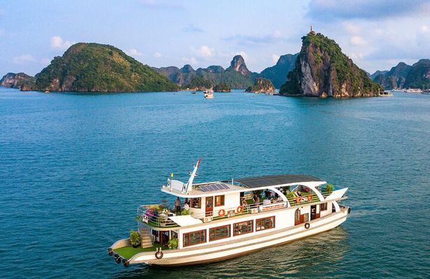 Halong Bay Full Day With Multi Options from Hanoi by Expressway