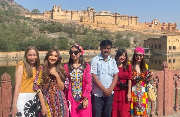4-Day Luxury Golden Triangle Tour to Agra and Jaipur From Delhi