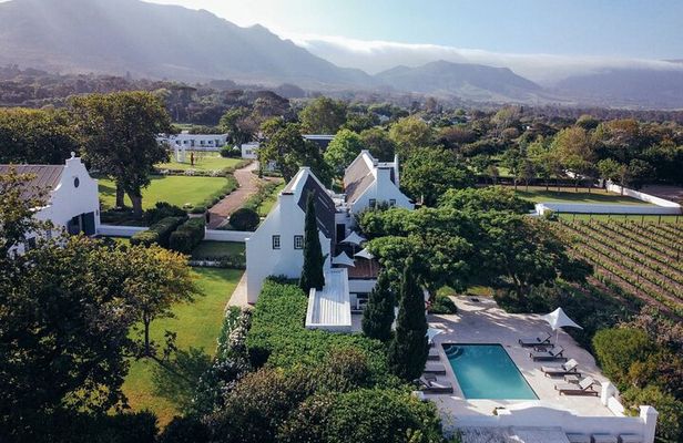 Exclusive Constantia: Private Tour of Cape Town's Wine Country