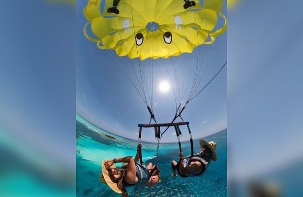 Parasailing flight in San Andres Islands