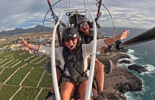 Paratrike Flight in Costa de Adeje with the World Champion