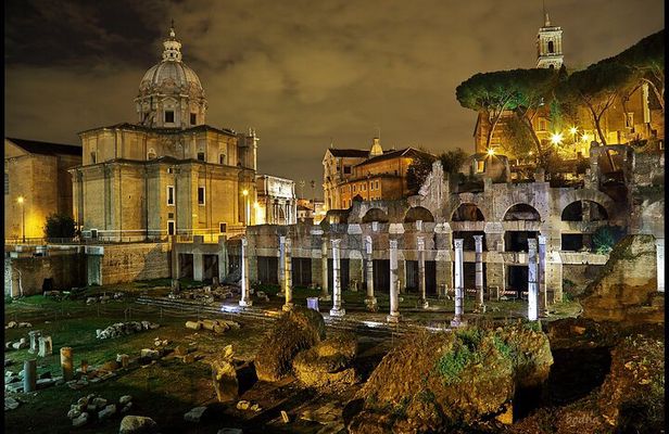 Rome's Twilight Charm: Private Night Tour with Personal Driver