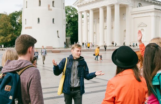 Walking Tour of Vilnius Old Town with snacks