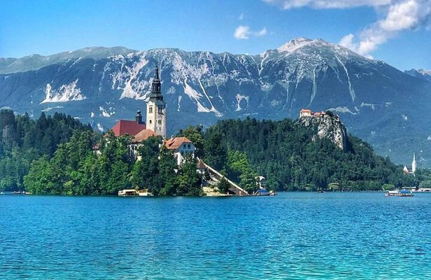 Lake Bled & Lake Bohinj & Vintgar Gorge Tour from Ljubljana