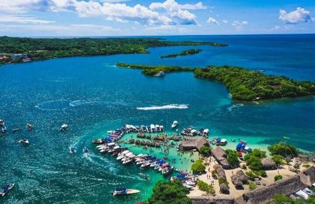 Cholon The party island, with DJ on weekends & Dances show!