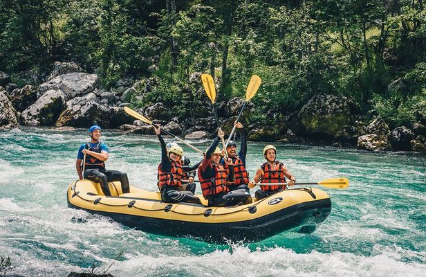 4 Hours Tara Rafting Trip