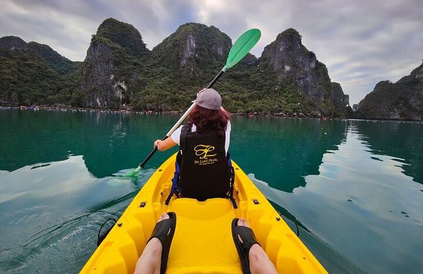 Halong Bay Full Day with All-Inclusive