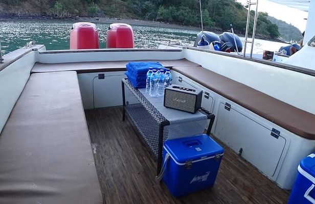 Early Bird Group Speedboat Tour - Explore Komodo Ahead of Crowds