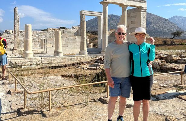 Unforgettable Naxos in 6 Hours: Villages, Tastings & Lunch