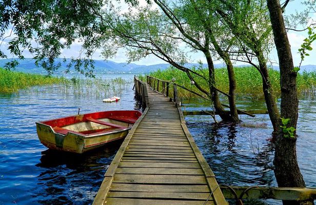 Private Sapanca and Masukiye Tour from Istanbul