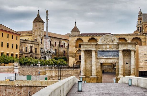 Cordoba Old Town Private Walking Tour With A Guide