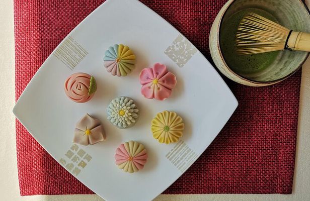 Nerikiri and Matcha Making Class in Kyoto