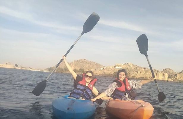 Kayak Tour around the Temple of Philae & Heissa Island