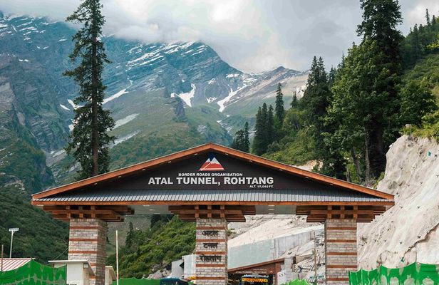 Atal Tunnel Sightseeing Tour Covering Sissu & Solang Valley