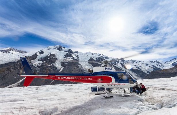 Mount Cook: Tasman Glacier Heli-Hike