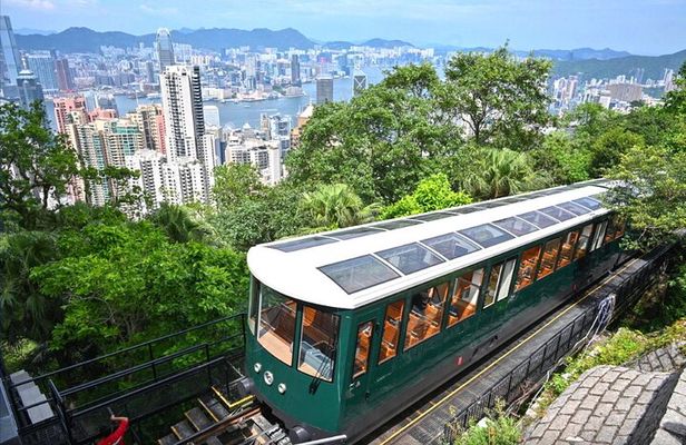 Top-Rated Hong Kong Tour: Peak Tram, Dim Sum & Cultural Sights