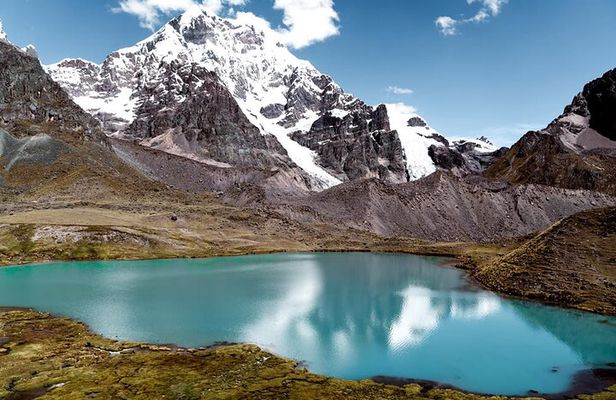 Hike to the 7 Lakes of Ausangate from Cusco