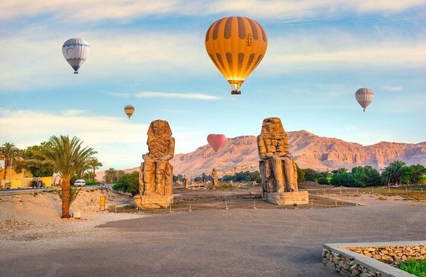 Hot Air Balloon, with Secrets of the West -Luxury Tour