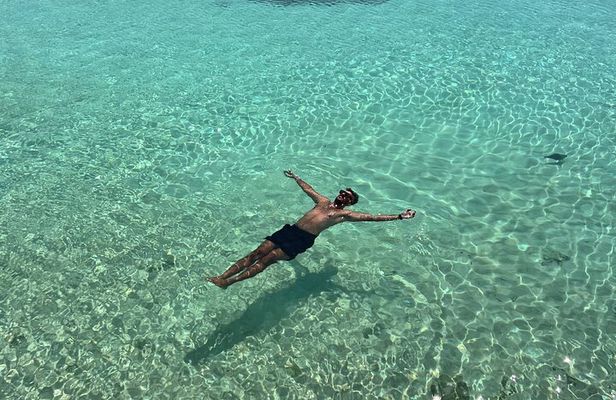 Daymaniyat Islands Snorkeling Adventure from Muscat
