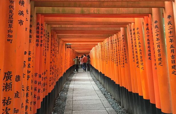 Morning E-bike Tour of Fushimi-Inari, Gion, Nanzen-ji, Kamo River