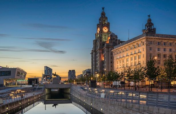 Liverpool Legends: A Cultural & Historic Journey