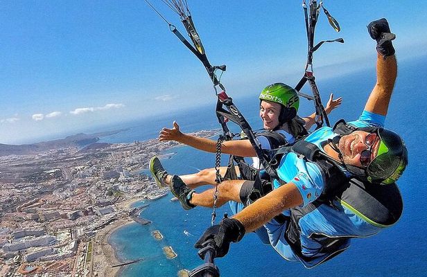 BRONZE tandem paragliding flight in South Tenerife, free pick up
