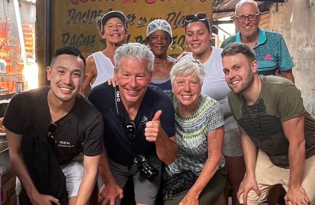FUN BIKE RIDE And LUNCH At CHEF ANTHONY BOURDAIN FAVORITE SPOT