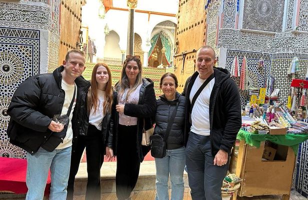 Wonderful Day Tour in Fes: A Historical and Cultural Guided Trip 