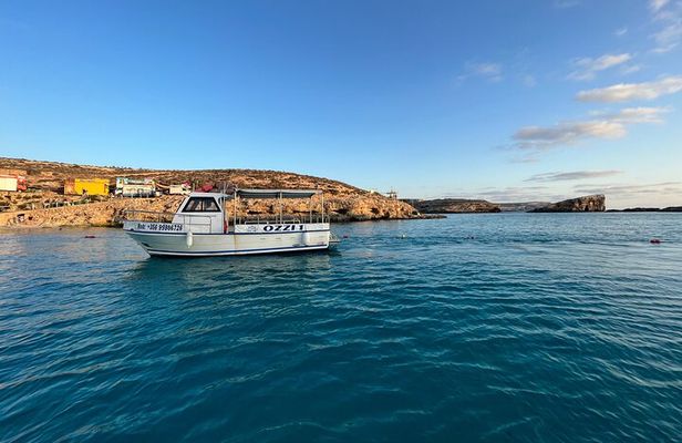 Private Boat Charter Blue Lagoon Crystal Lagoon and Comino