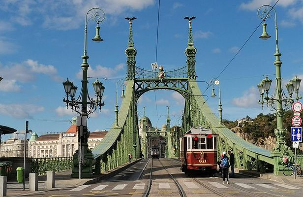 Hidden Budapest Private Bike Tour