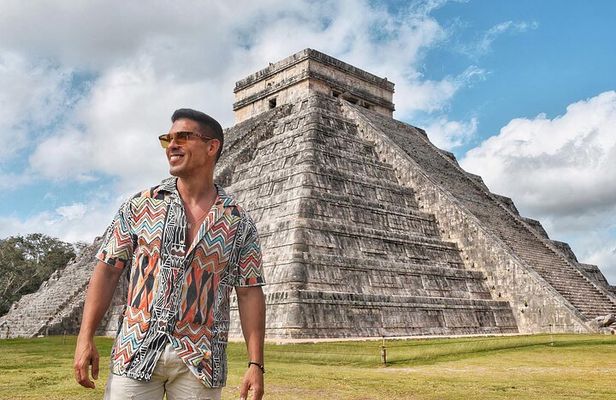 Chichén Itzá, Cenote Suytún & Cenote Ik-kil Expedition
