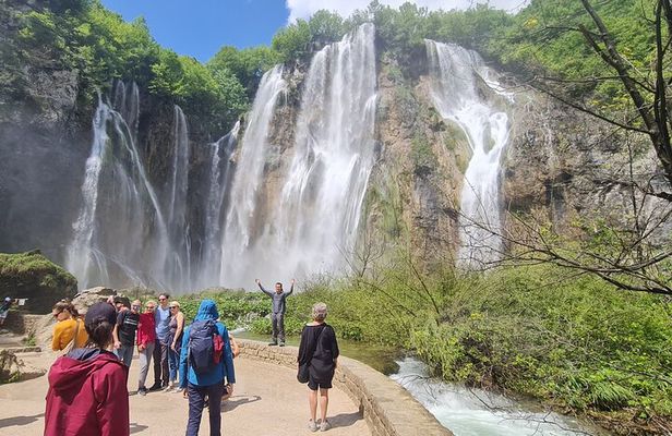 From Zadar: Plitvice Lakes Day Tour with Guide + Free Pick-Up