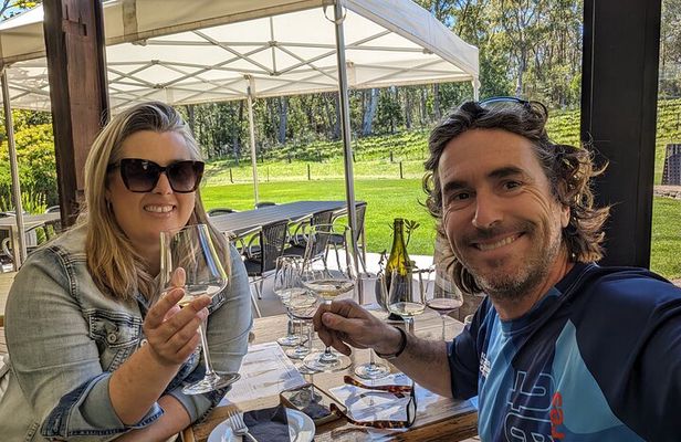 Self Guided Ebike Winery Tour in the Adelaide Hills