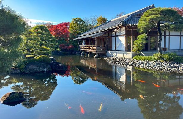 Himeji Castle, Arima Onsen & Mt. Rokko: 1-Day Bus Tour from Osaka