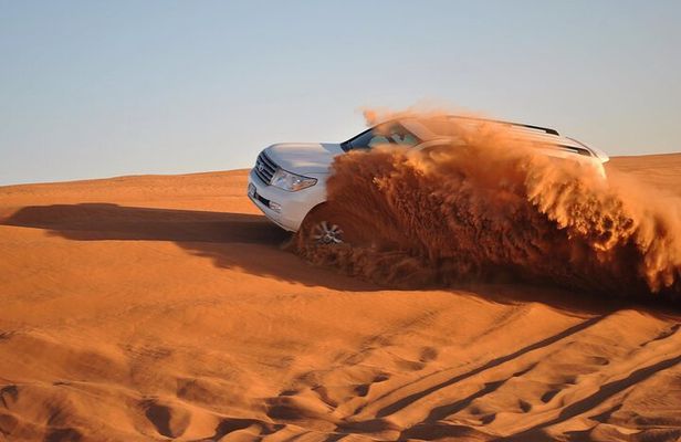 Dubai Full-Day Desert Safari Experience with Live BBQ Dinner