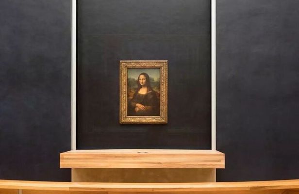 Louvre Museum Masterpieces: Guided Tour with Entry Included