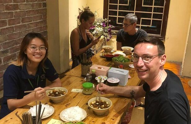 Hanoi Street Food Experience