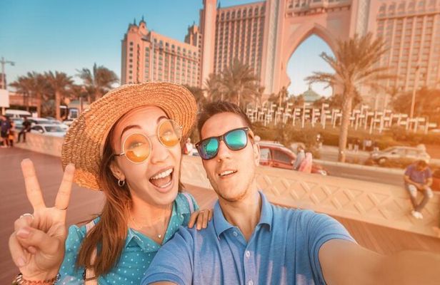 Dubai Day Trip from Abu Dhabi: Private Tour with Transfers