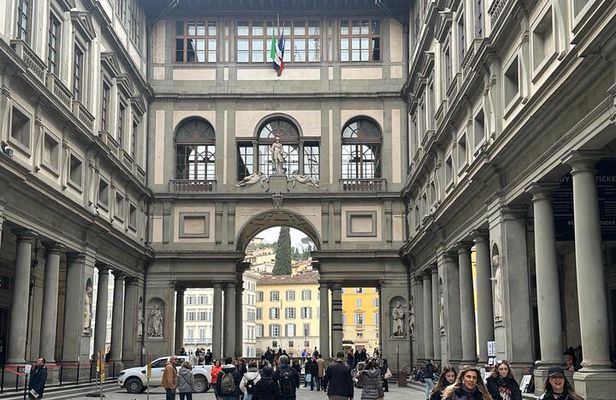 Uffizi Gallery Small Group Guided Tour