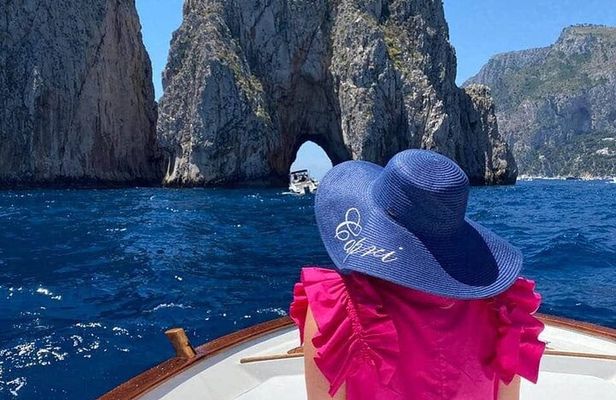 Gozzo Capri Vintage Sea Tour
