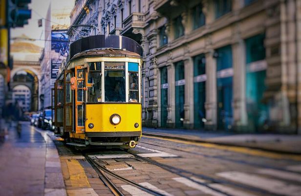 Milan Highlights by Vintage Tram Guided Tour